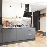 Szpitalna 9
