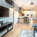 Szpitalna 9